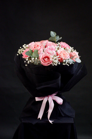 Petite Standing Bouquet